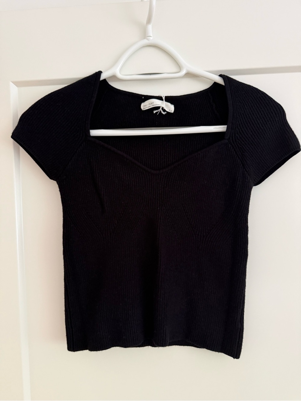 OAK + FORT Black Ribbed Sweetheart Neck Knit Top